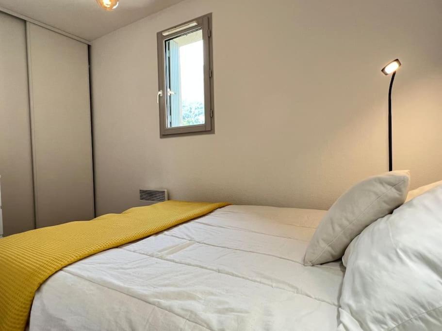 קאוטרט T3 Centre Ville Avec Parking, Balcon Et Wifi. 5P. מראה חיצוני תמונה